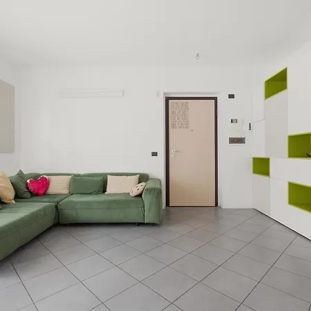 Niguarda - Pozzobonelli - Ampio E Moderno Trilocale Apartament
